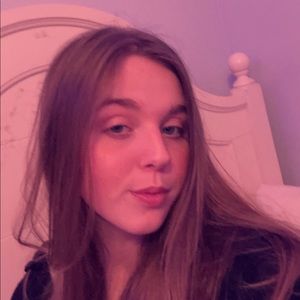 Meet your Posher, Anne